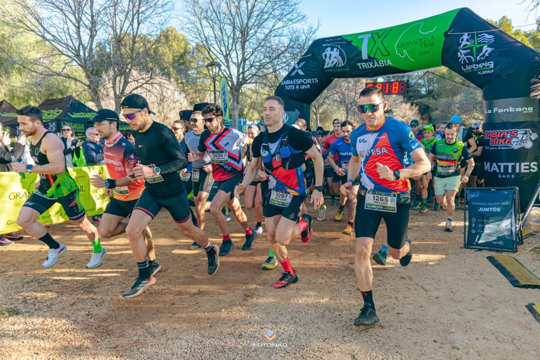 Salida de la prueba de 21K. Imagen: FOTONAD