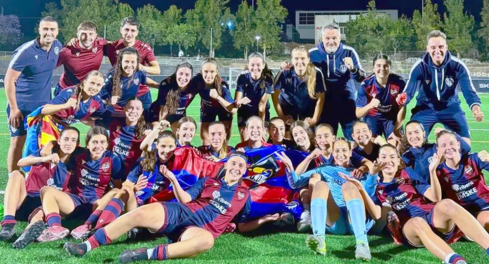 El equipo de Sara Martínez. Imagen: Levante UD.