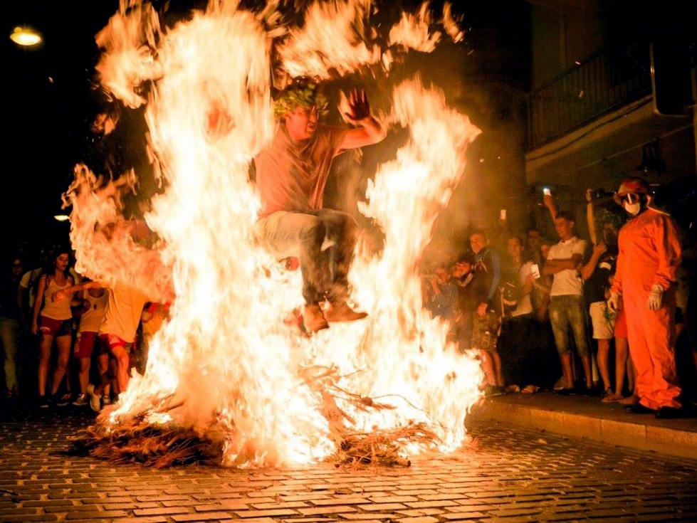 Imagen: Tarja Vrancken presentada al concurso de XAD en 2017 de la mejor foto de la Nit dels Focs.