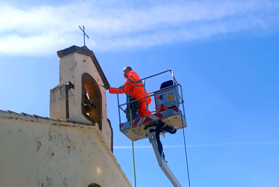 Lavado de cara y acondicionamiento de la antigua ermita del Pòpul