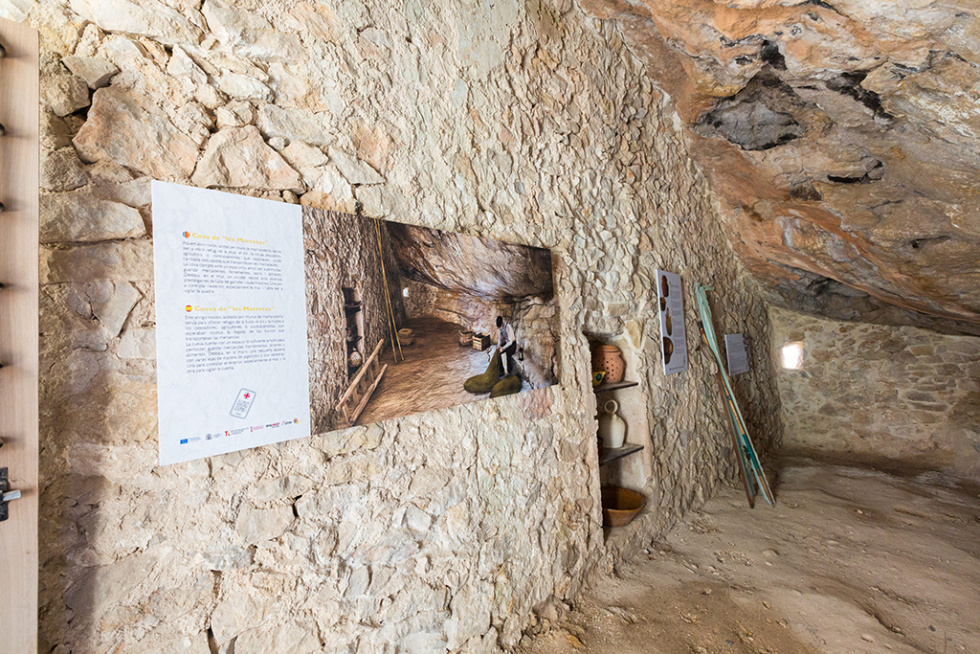 Abre al público la Cova de les Morretes con visitas guiadas para descubrir la historia del litoral de Benitatxell