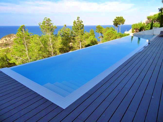 X&agrave;bia alcanza en las estad&iacute;sticas del Catastro las 9.141 piscinas en 2023