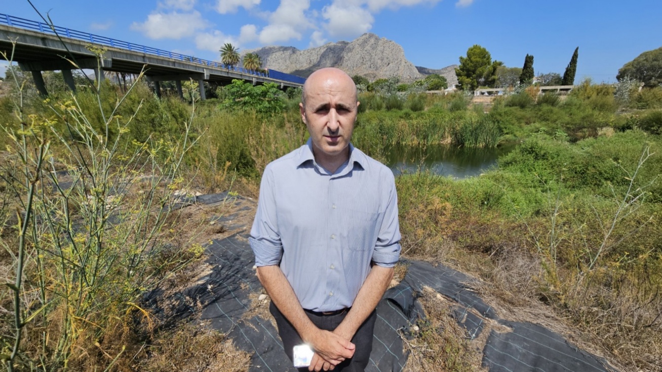 Miguel Polo en su visita al r&iacute;o Girona