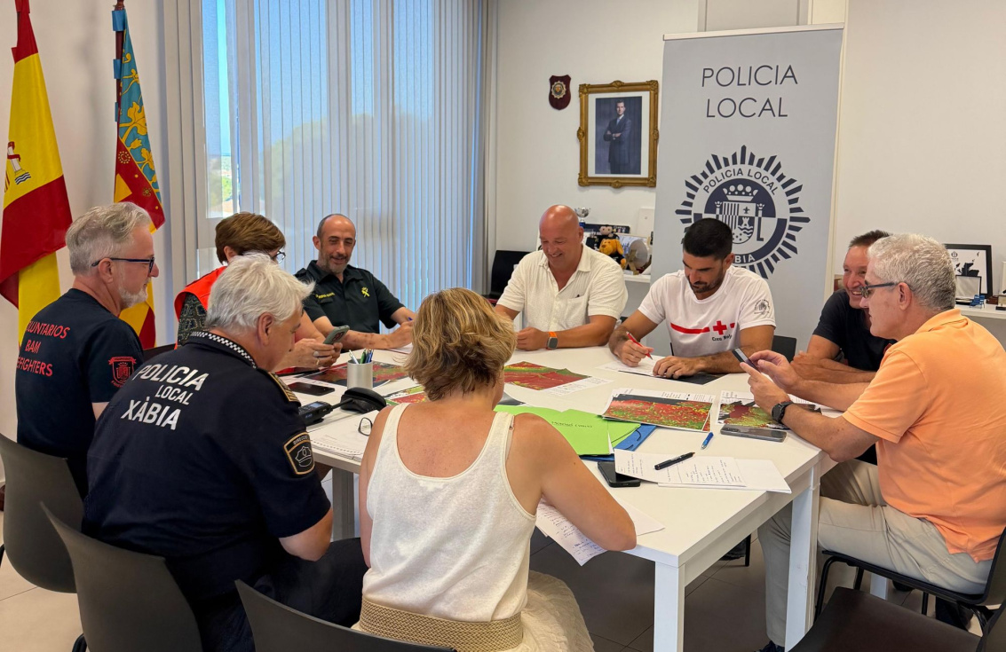 Xàbia coordina un dispositivo especial ante la previsión de visitantes por el eclipse solar del 12 de agosto