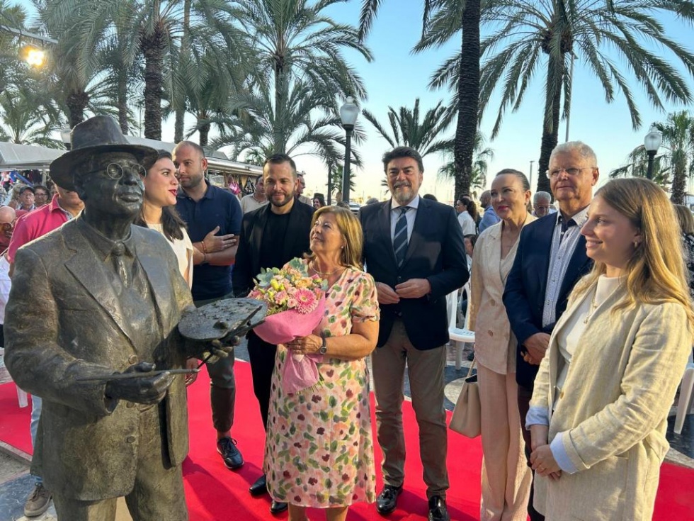Inauguraci&oacute;n de la escultura de Emilio Varela en Alicante (&copy; Ayuntamiento de Alicante)