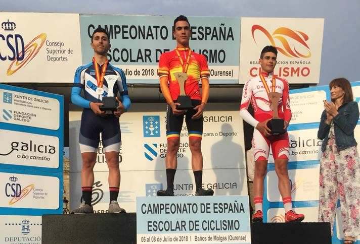 El ciclista Juan Ayuso revalida el título de campeón de España cadete de contrarreloj en Galicia
