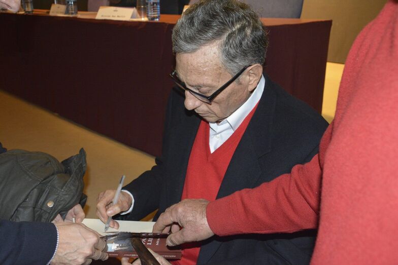 Fallece el prestigioso escritor y bibliófilo Manuel Bas Carbonell