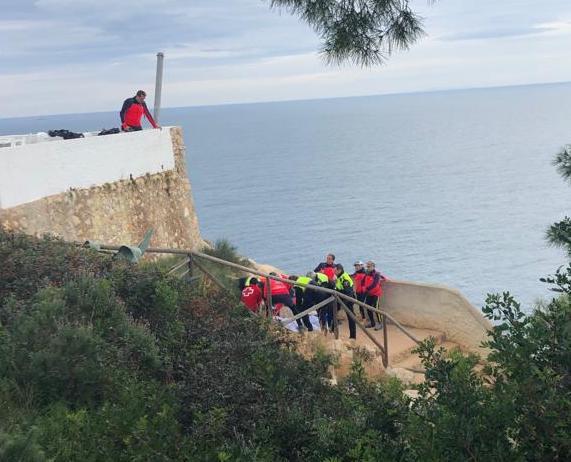 Herido de carácter leve tras caerse en el mirador del Cabo de la Nao