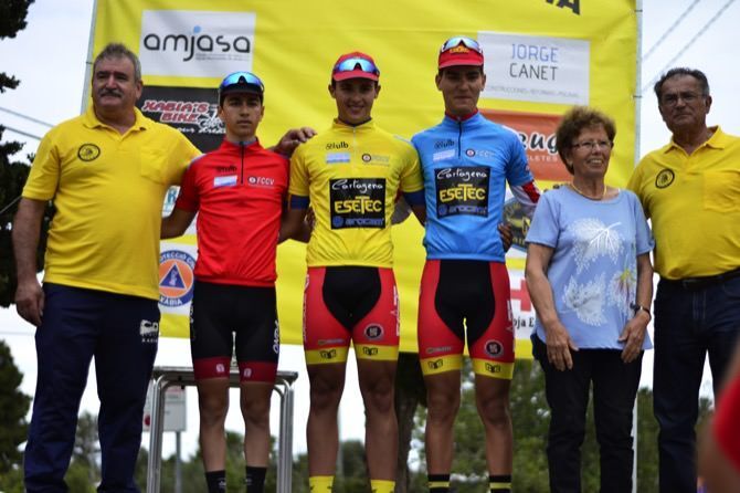 63 jóvenes ciclistas participan en el XXXIV Trofeo Fogueres de Sant Joan Memorial Domingo Canet