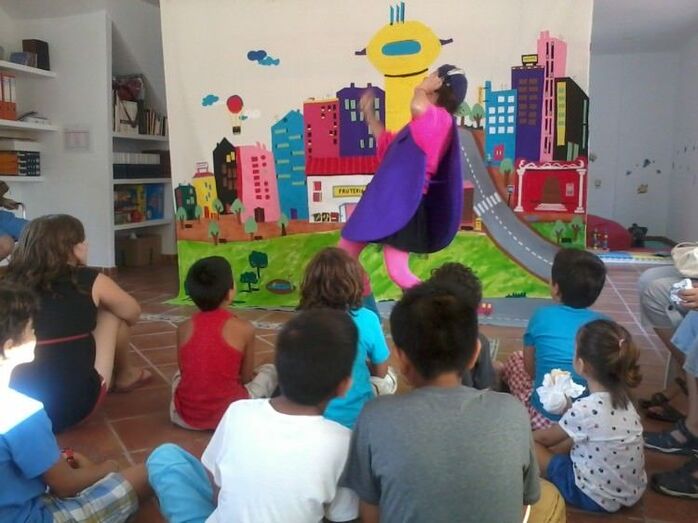 El Cívic Punt del Arenal acoge una sesión de lectura teatralizada para niños y niñas