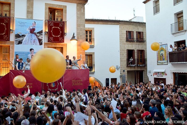 Programa de fiestas Fogueres 2018. Jueves 14 de junio: Día del Pregón