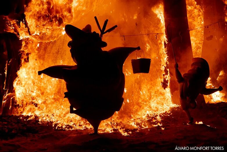 Programa de fiestas Fogueres 2018. Domingo 24 de junio: Día de Sant Joan