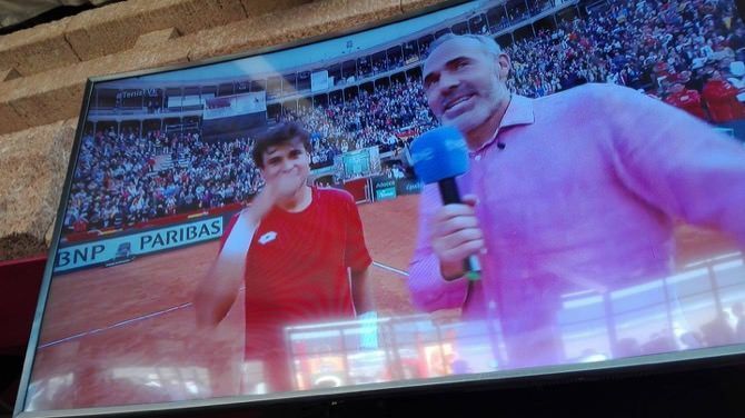 Un heroico David Ferrer logra el pase para semifinales de España