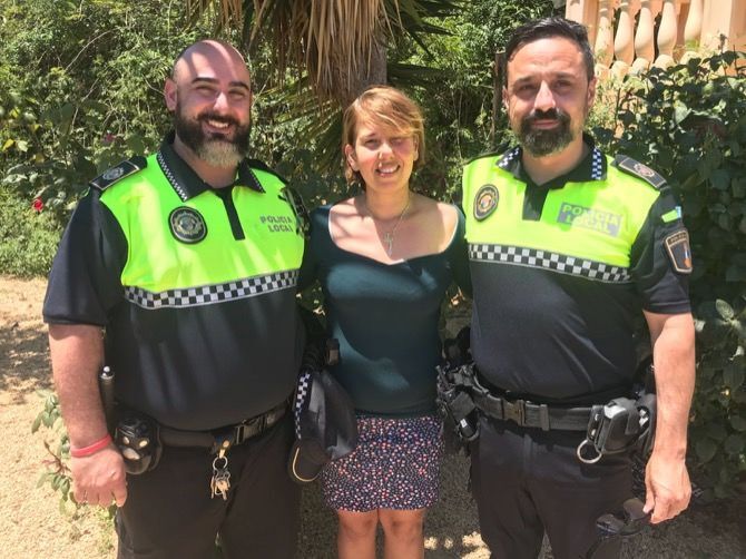 Dos policías locales de Benitatxell salvan la vida a una mujer que sufrió una parada cardiorespiratoria