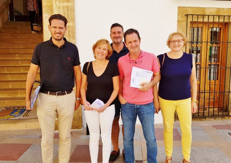 El PP de Xàbia propone al gobierno local medidas para llevar a cabo los alquileres turísticos
