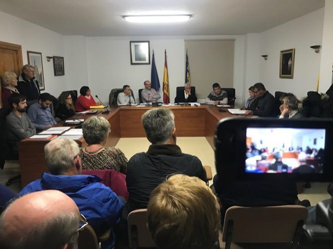 Compromís Benitatxell cree que la Comisión de las antenas es una “cortina de humo”