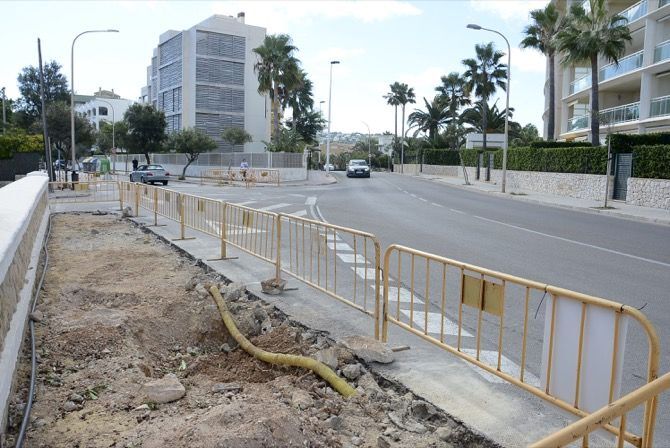 La avenida de Utramar tendrá un solo sentido durante las obras