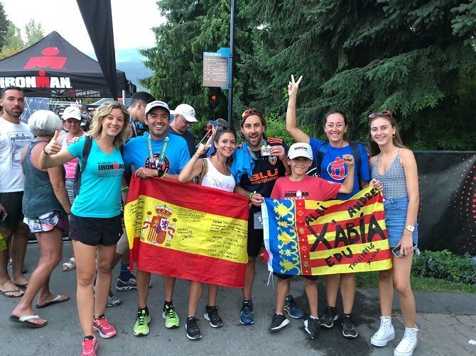 Dos xabieros cruzan la meta del Ironman de Canadá