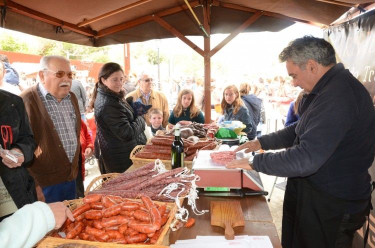 La Vall de Pop celebrará la Feria del Embutido y el Producto Tradicional este domingo 13 de marzo