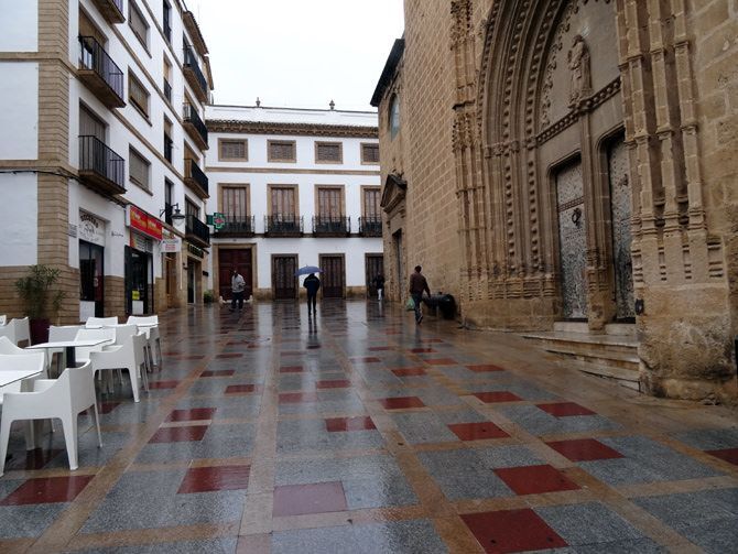 Podemos no logra apoyo a su propuesta para pedir el cambio del nombre de la plaza de la Iglesia