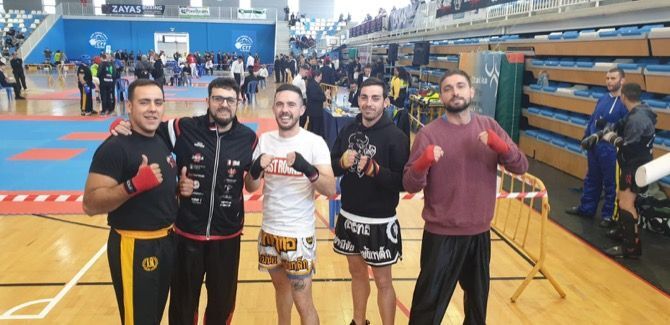 El Club Muay Thai de Xàbia consigue un oro y dos platas en el campeonato autonómico de light contact