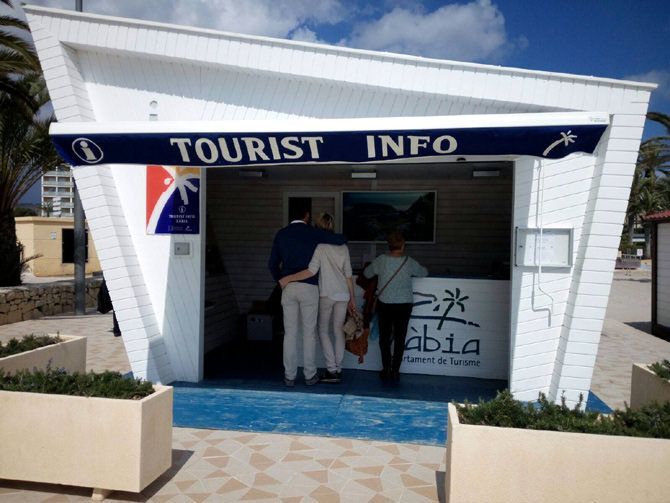 Costa Blanca modifica los plazos de su convocatoria a entidades turísticas y ayuntamientos para agilizar las ayudas