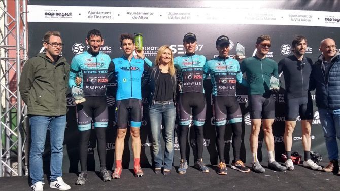 Dani Cepa y Tomás Miralles logran imponerse en la Costa Blanca Bike Race por parejas