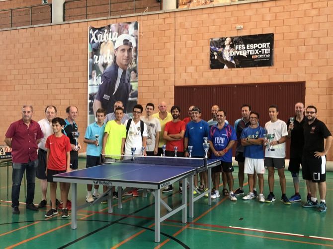 Pere Bas se impone en el torneo de Ping-Pong Festes Mare de Déu de Loreto