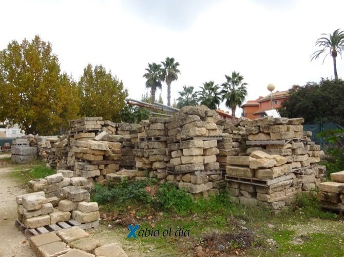 56.000 euros para habilitar el nuevo almacén municipal en la zona de Catarrojes y desmantelar el del Canal de la Fontana