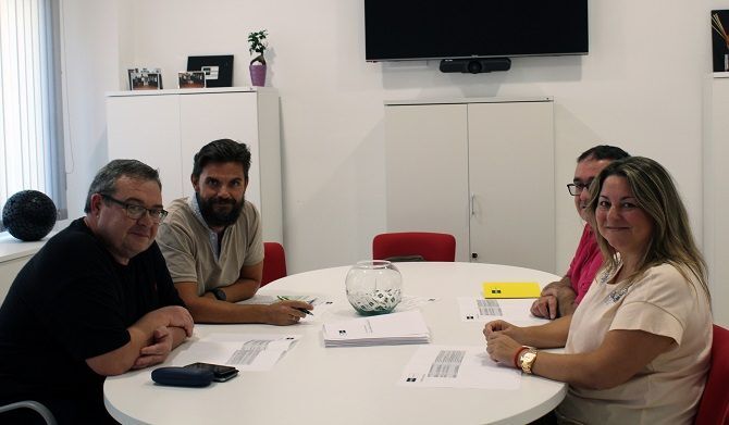 La UNED-Denia reparte siete becas para estudios durante este curso