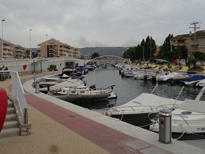 Marina Nou Fontana lanza una oferta laboral de limpieza para este verano