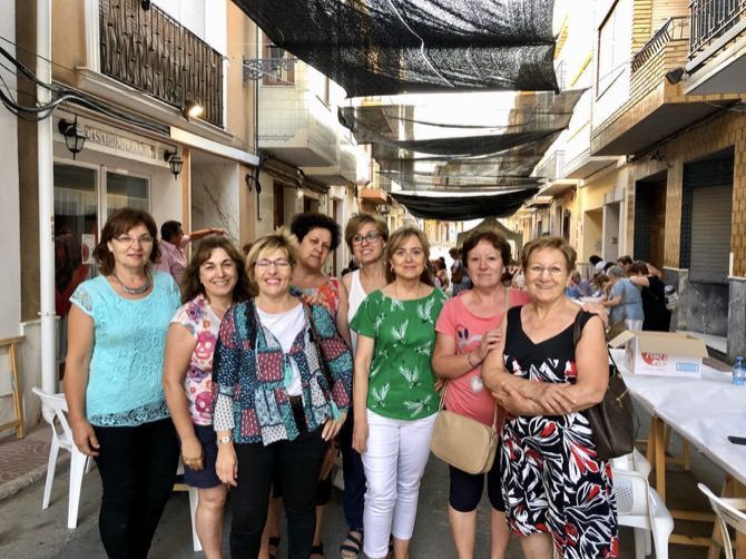 Un centenar de participantes en el encuentro de Bolillos organizado por las Amas de Casa de Benitatxell