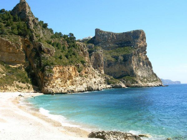 Un estudio de la Conselleria define las aguas de la cala del Moraig como “excelentes”