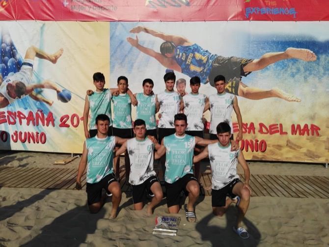 El Club Handbol Xàbia vuelve a estar en la élite del balonmano playa español