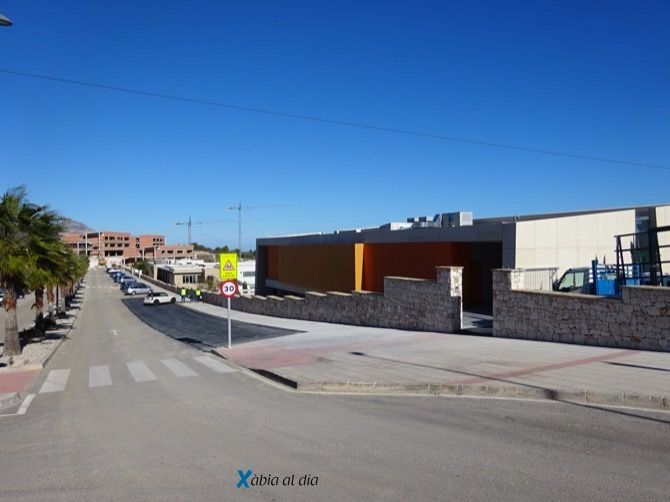 Benitatxell archiva el expediente de licencia de apertura del colegio Lady Elizabeth a la espera de que la Generalitat apruebe su Plan de Movilidad