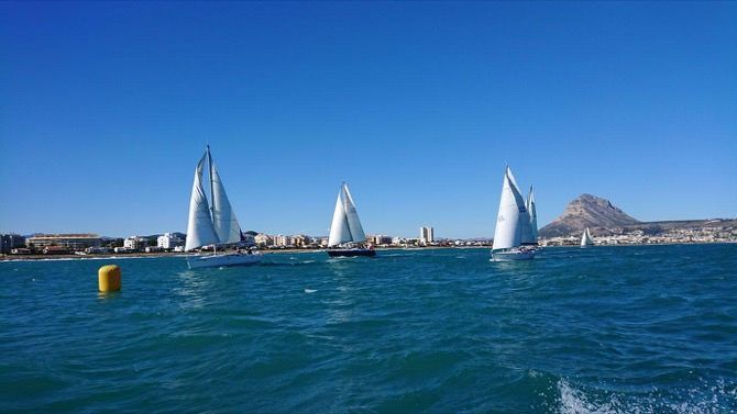 Carlos Fernández Martos se impone en la primera prueba del trofeo Cabo San Antonio