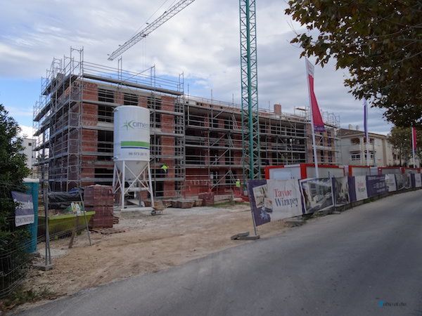 La asociación de promotores de Alicante tumba el bando del ayuntamiento que regula el horario de obras