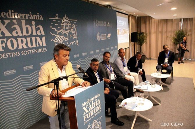 Chulvi: “El único turismo viable es el que respeta el bienestar de la población local”