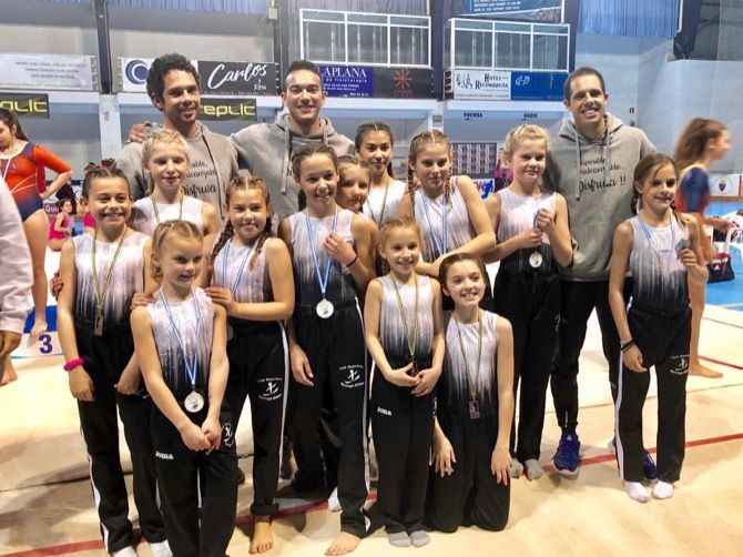 La sección de gimnasia artística femenina del CD Montgó-Xàbia participa en la primera fase del los juegos de la Comunitat