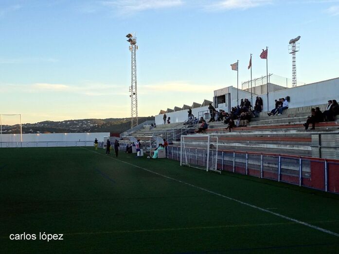 Tres equipos de Xàbia participan en la liga  comarcal de fútbol para veteranos