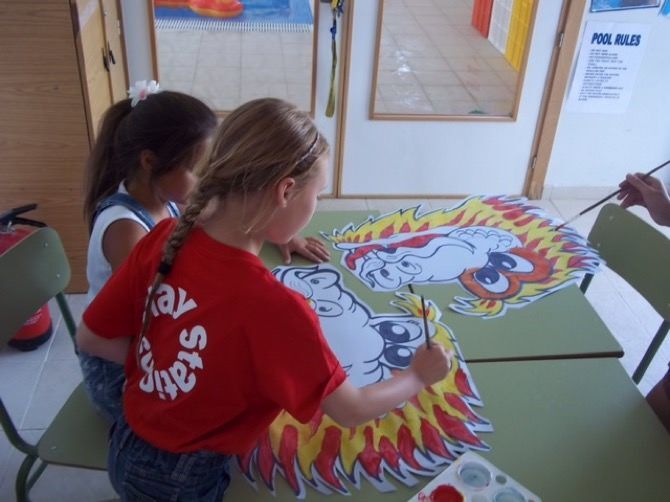 Benitatxell renueva el convenio con el Lady Elisabeth School para ofrecer descuentos a los vecinos en la Escuela de Verano