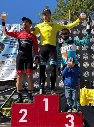 Dani Cepa y David Ivars del Xàbia's Bike-Fasterwear mantienen el liderato tras la última prueba del Open BTT