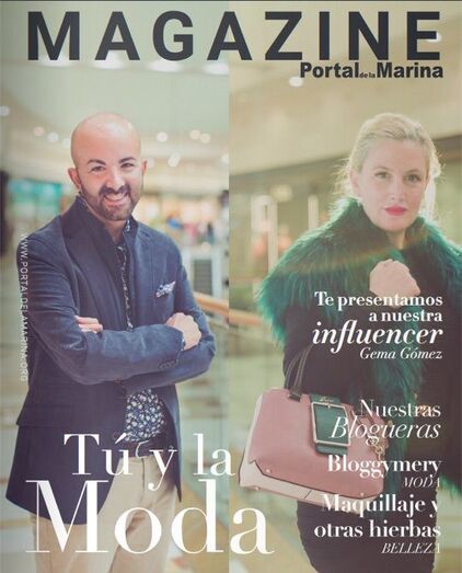 La xabiera María Ferrer, portada de la revista de navidad del Portal de la Marina