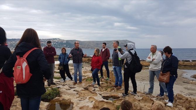 El curso de formación al profesorado del Projecte Xàbia acaba con un taller de haikus marineros