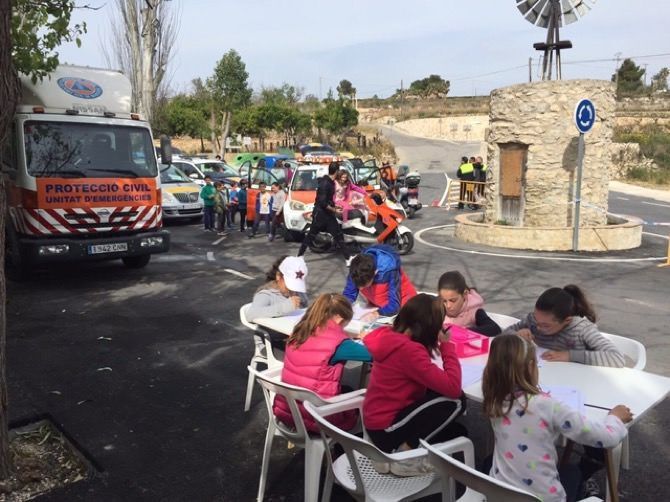 Fotonoticia: Taller de Seguridad viaria en Benitatxell