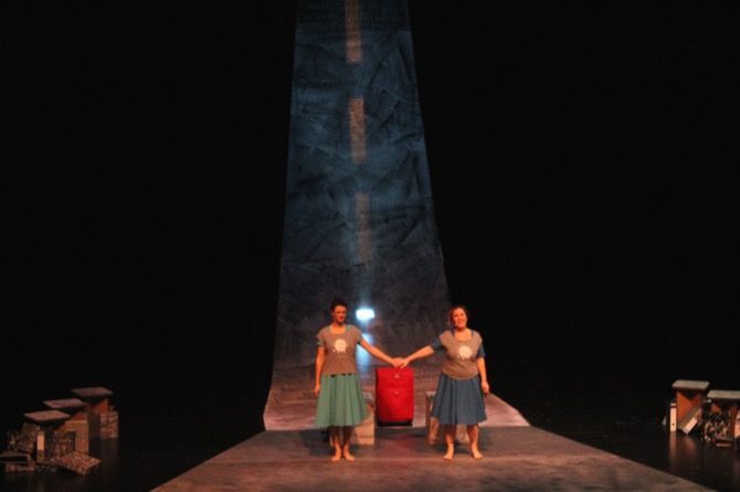 Gran estreno de la obra de Teatreres pel Món, Trobadores, en el Auditori Teulada Moraira