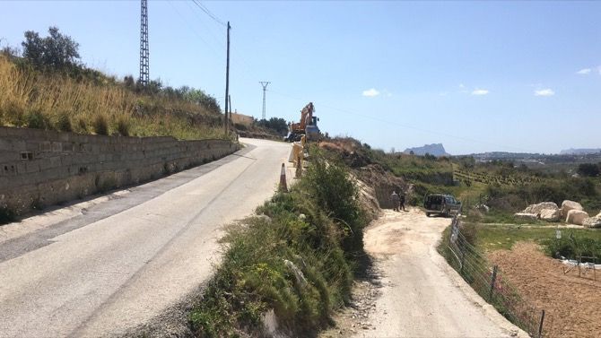 Benitatxell repara diversos viales con una subvención de la Diputación