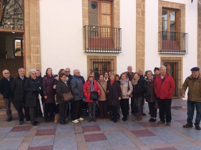 Un grupo de pensionistas de la comarcan fundan el grupo iaioflautas de la Marina para defender sus derechos