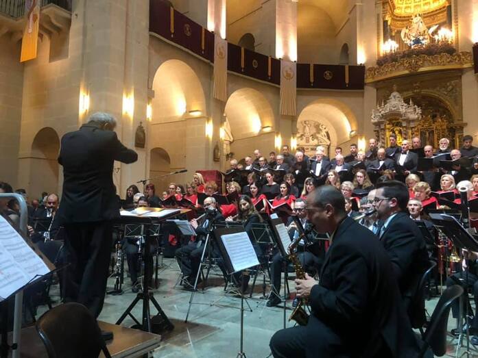 El talento alicantino de Ars Nova pone en pie al público en la Concatedral de Alicante