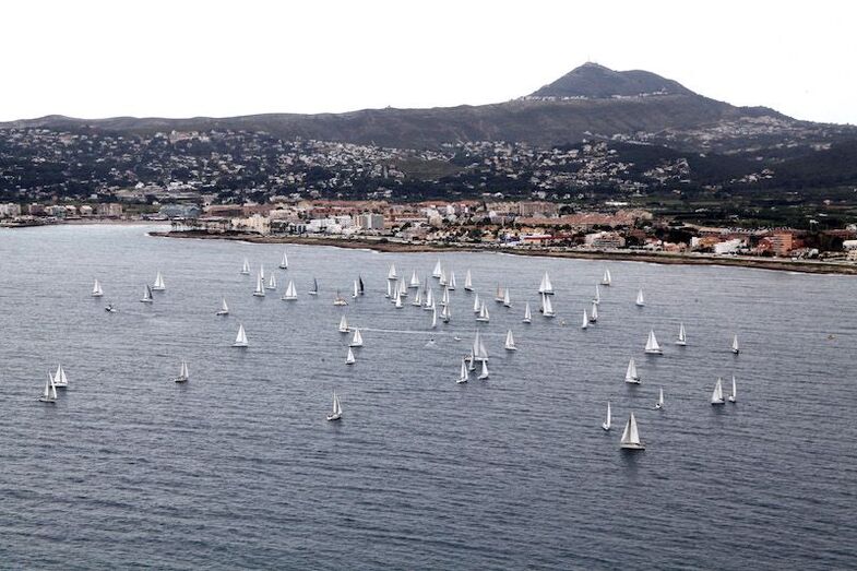 El Club Náutico  propone 'Volver a sentir el mar' con el tercer encuentro náutico bahía de Jávea